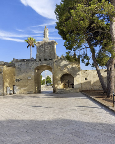 Porta principale del borgo