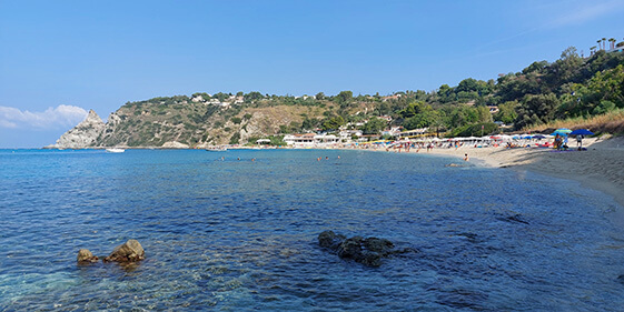 Spiaggia di Grotticelle a Capo Vaticano